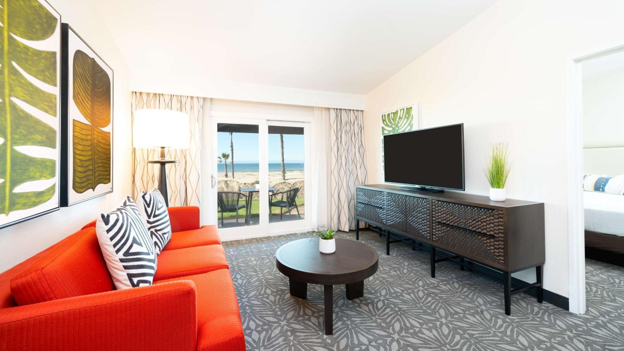 Zachari Dunes On Mandalay Beach, Curio Collection By Hilton Resort Oxnard