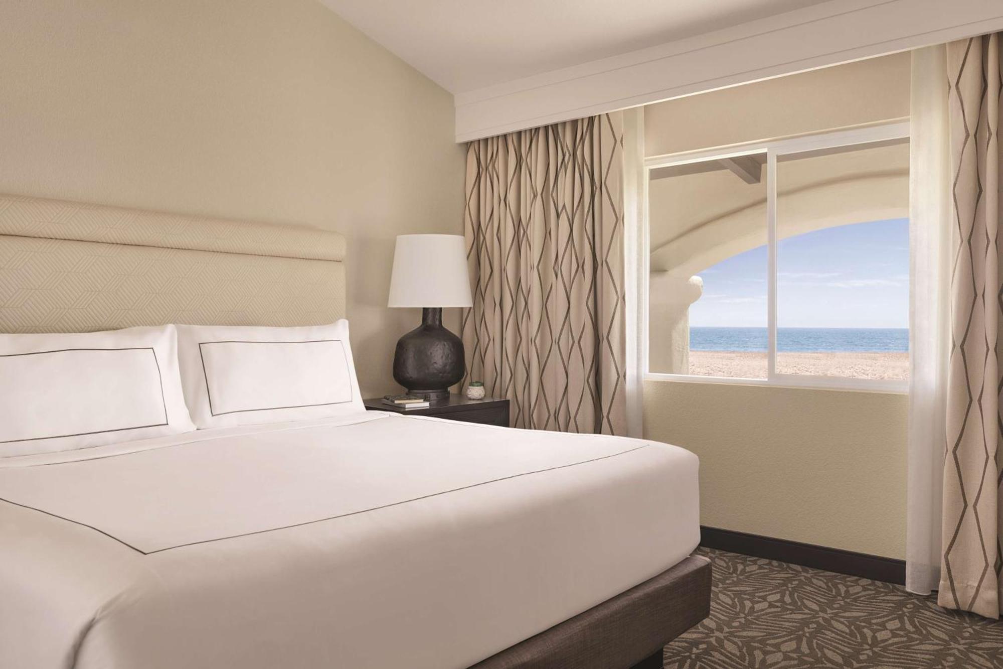 Zachari Dunes On Mandalay Beach, Curio Collection By Hilton