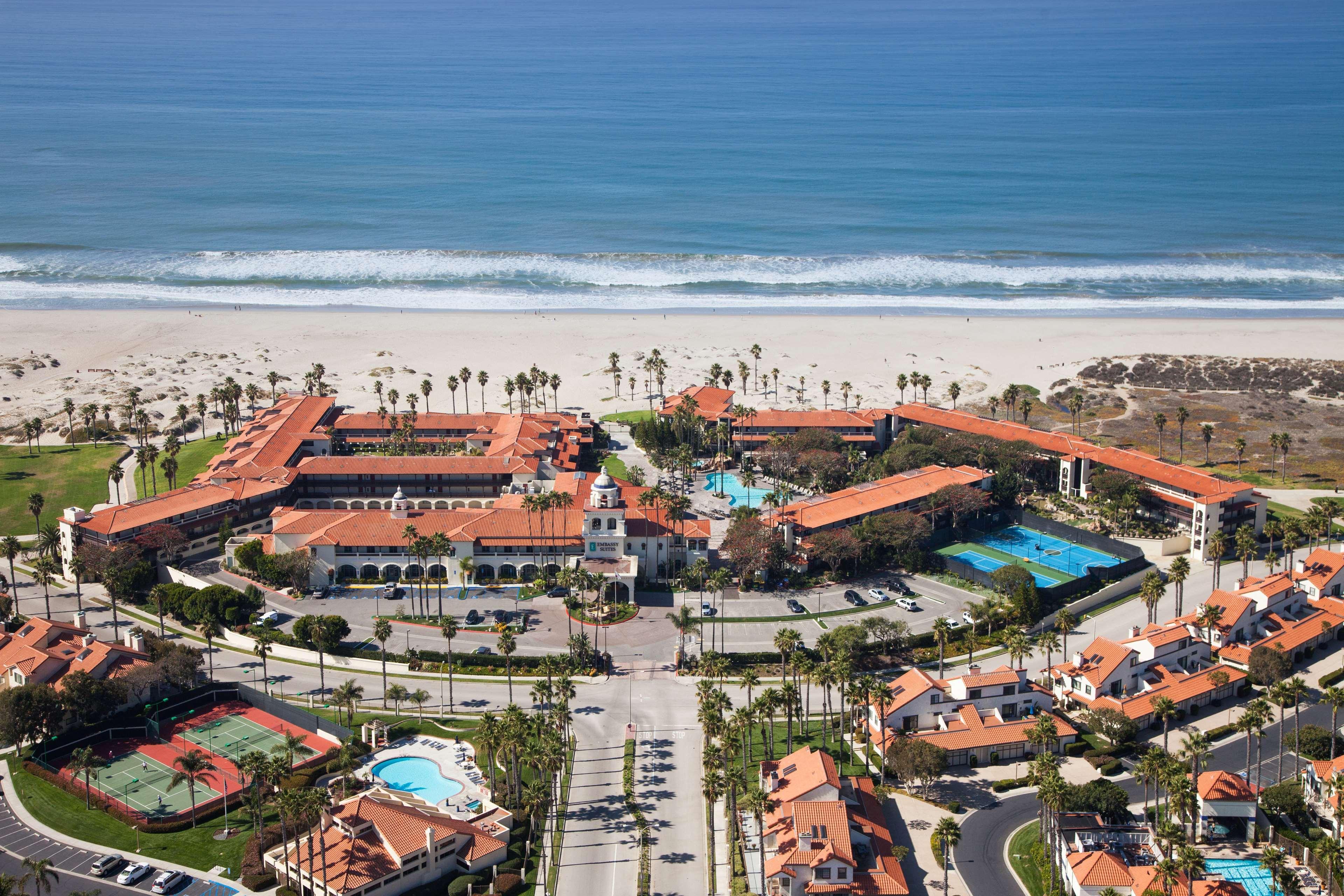 Resort Zachari Dunes On Mandalay Beach, Curio Collection By Hilton